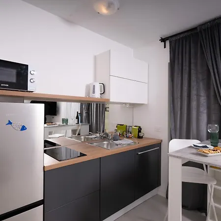 Venti With Swimming Pool And Private Parking Kozino